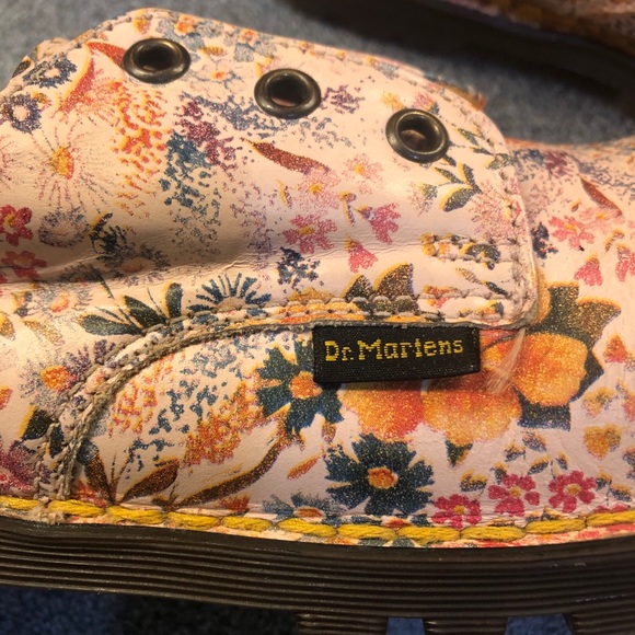 Vintage floral dr marten loafers. - Picture 5 of 13